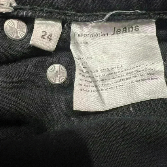 Reformation Cynthia High Relaxed Jean - Black Daisy Size 24 - Picture 9 of 10